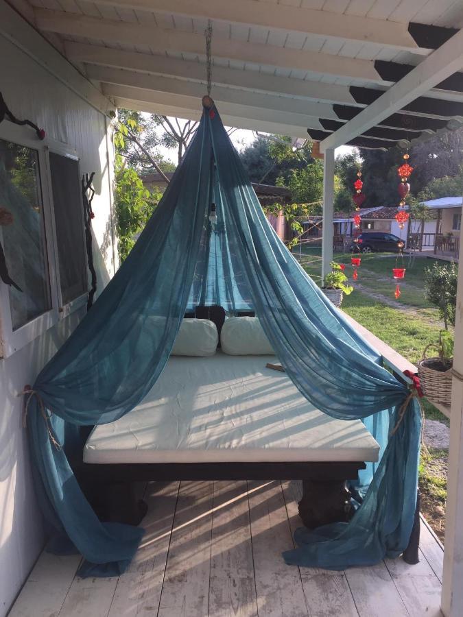Bungalow "Pod Varbata" 洛泽内茨 外观 照片